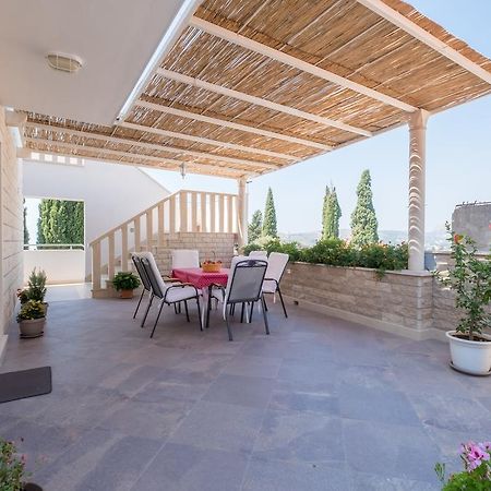 Apartments Mira مْليني المظهر الخارجي الصورة
