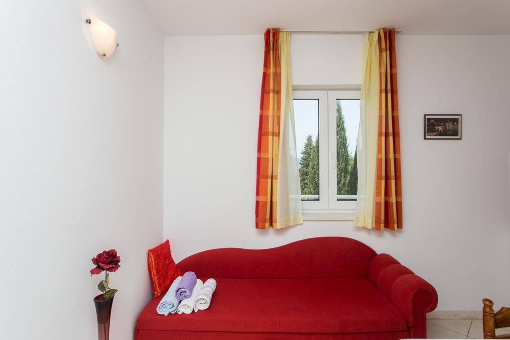 Apartments Mira مْليني المظهر الخارجي الصورة